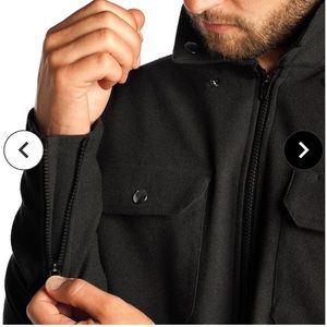 Chrome Industries IKE Windshirt